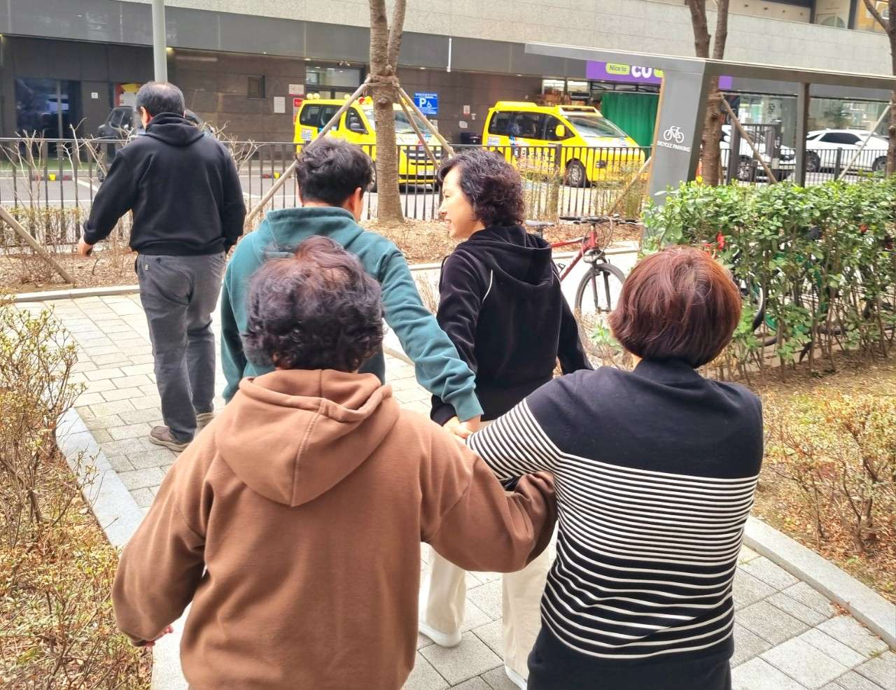 사본 -3_de0Ud018svc12esb6z22pc41_wr1c4b.jpg