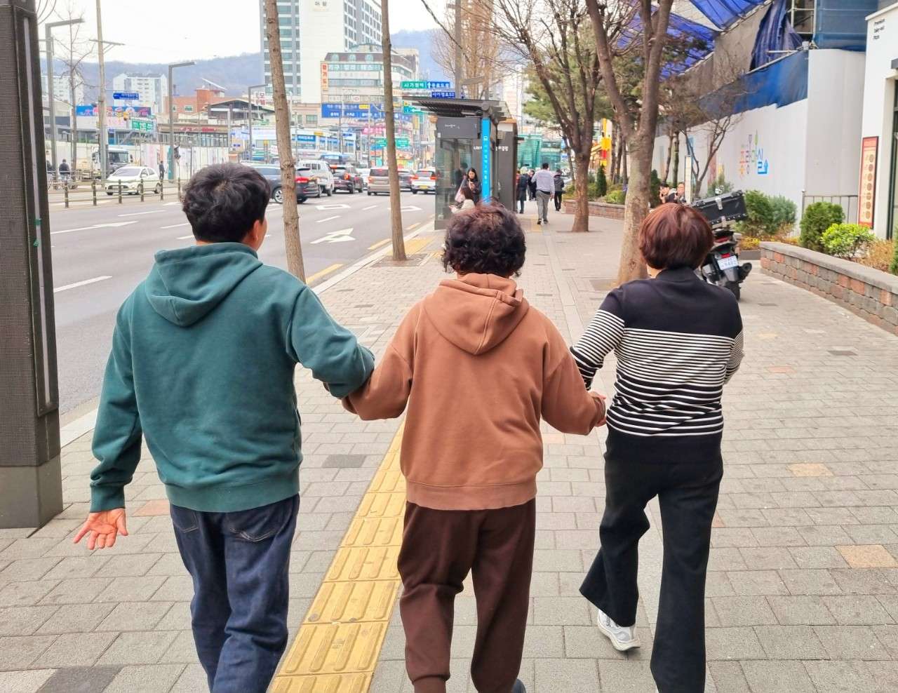 사본 -3_be0Ud018svc1rofgng2oopz0_wr1c4b.jpg