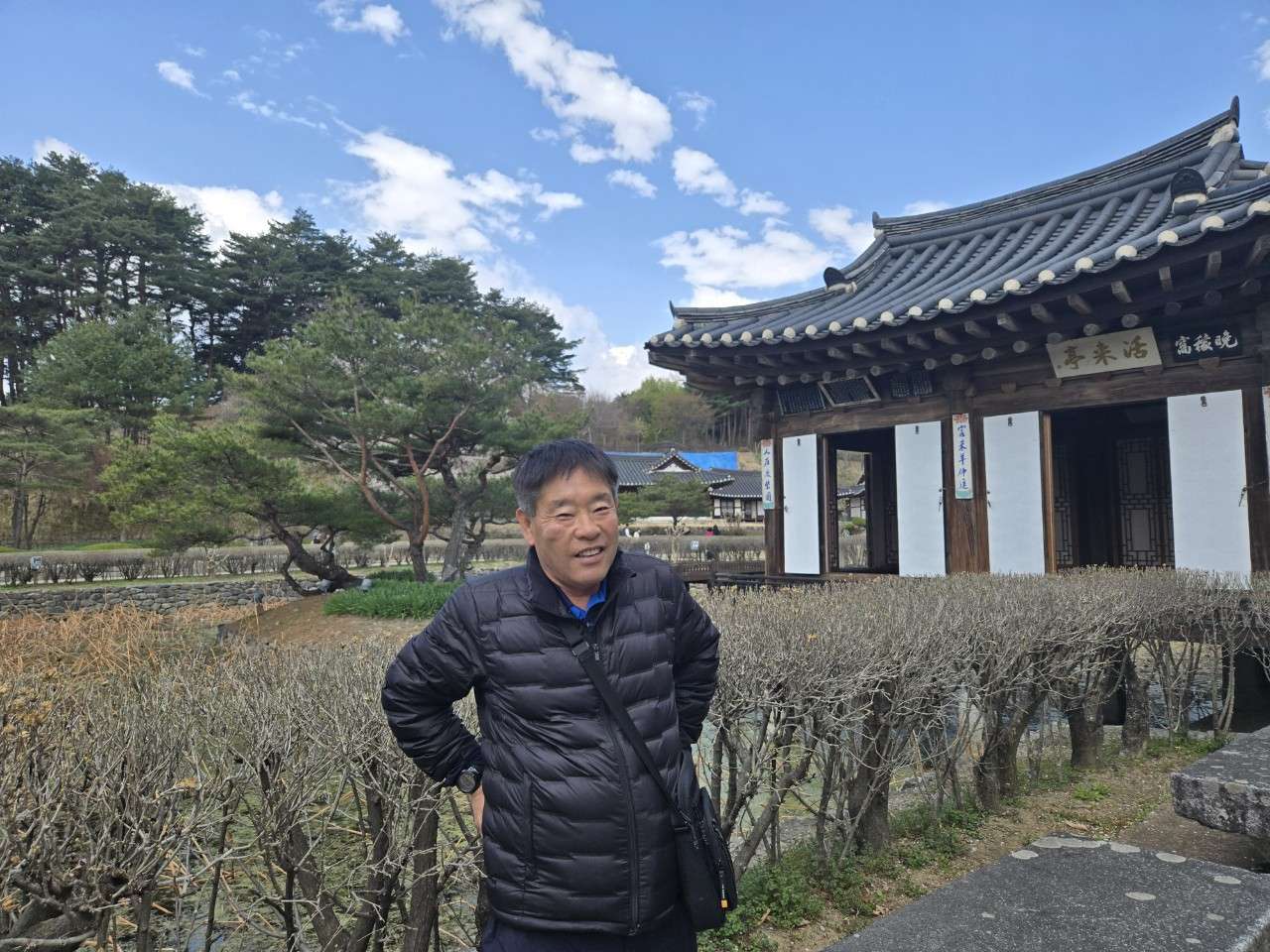 사본 -a_degUd018svc13q3itaafona4_s9oqpo.jpg