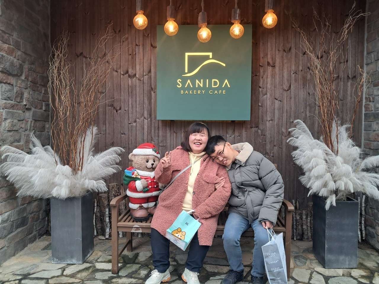 사본 -j_3gaUd018svc1neb7x4d5d172_uh9kw5.jpg