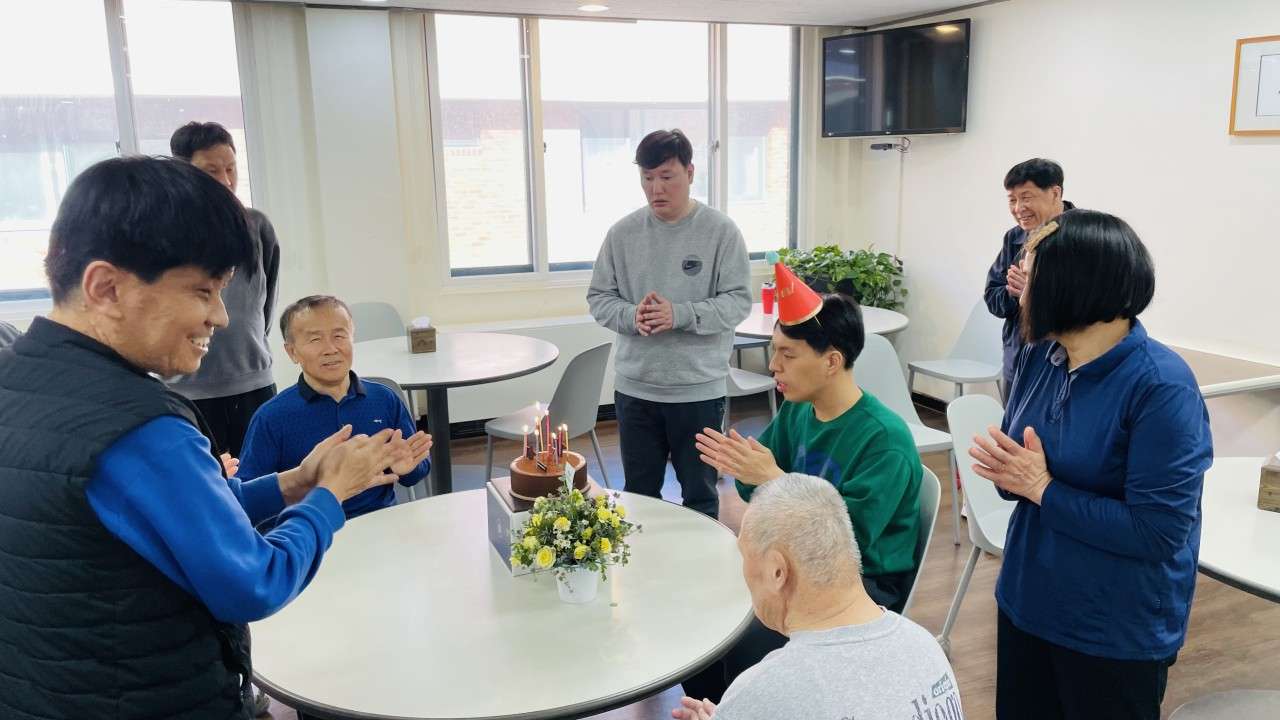 사본 -3_5j6Ud018svc4bt41qyhabb9_g3uye5.jpg
