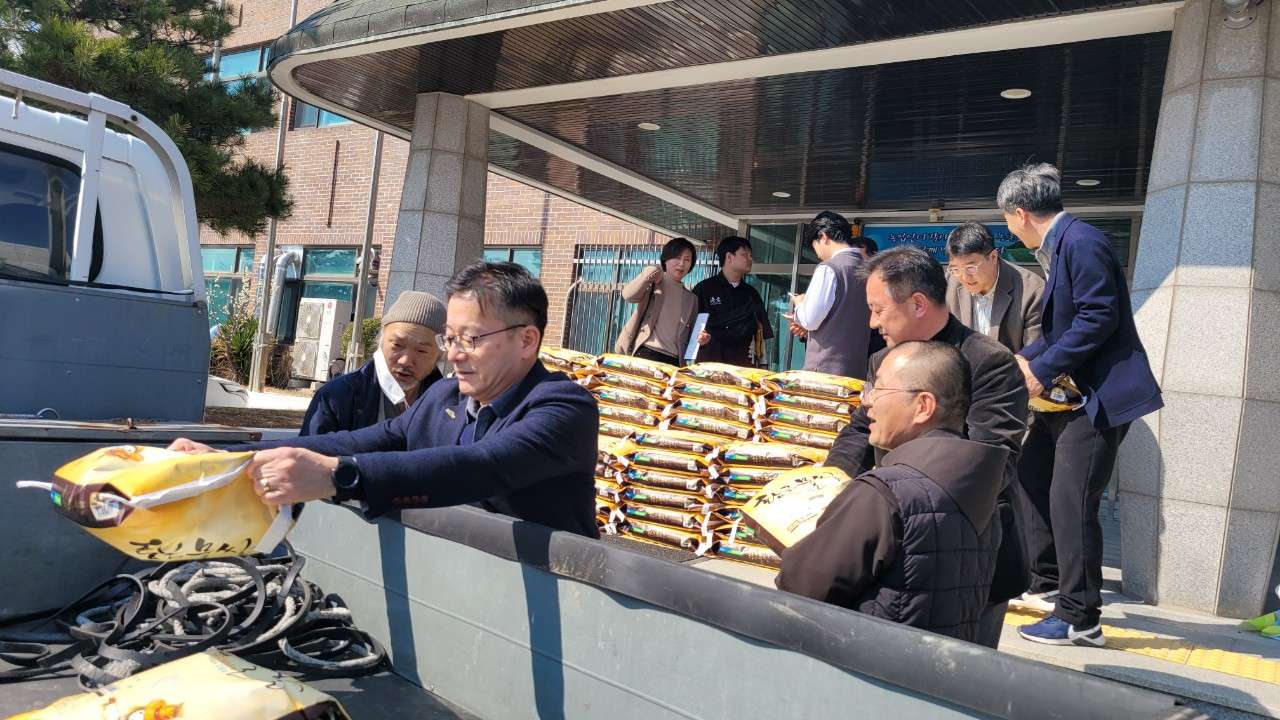 사본 -i_6icUd018svc1lz3lja3srvcy_vd3dgs.jpg