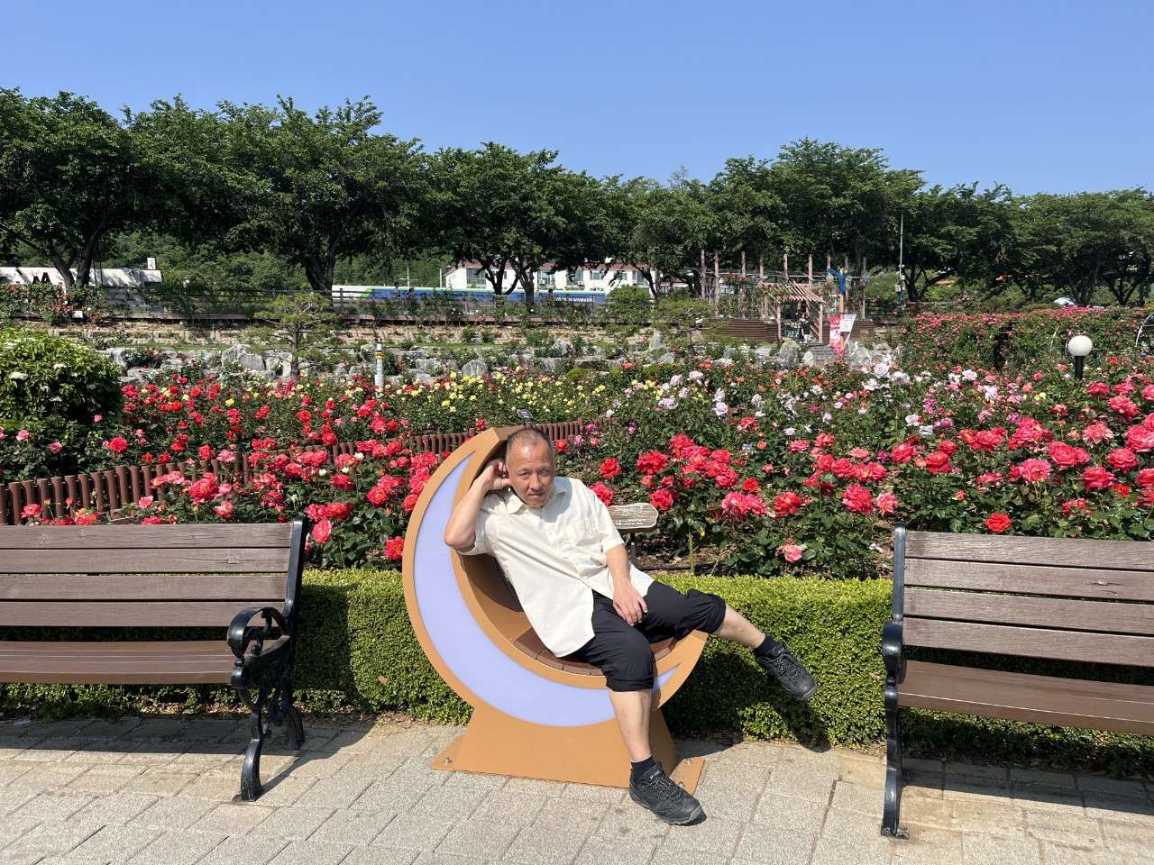 사본 -g_58hUd018svcr1rm1h5grnko_wr1c4b.jpg