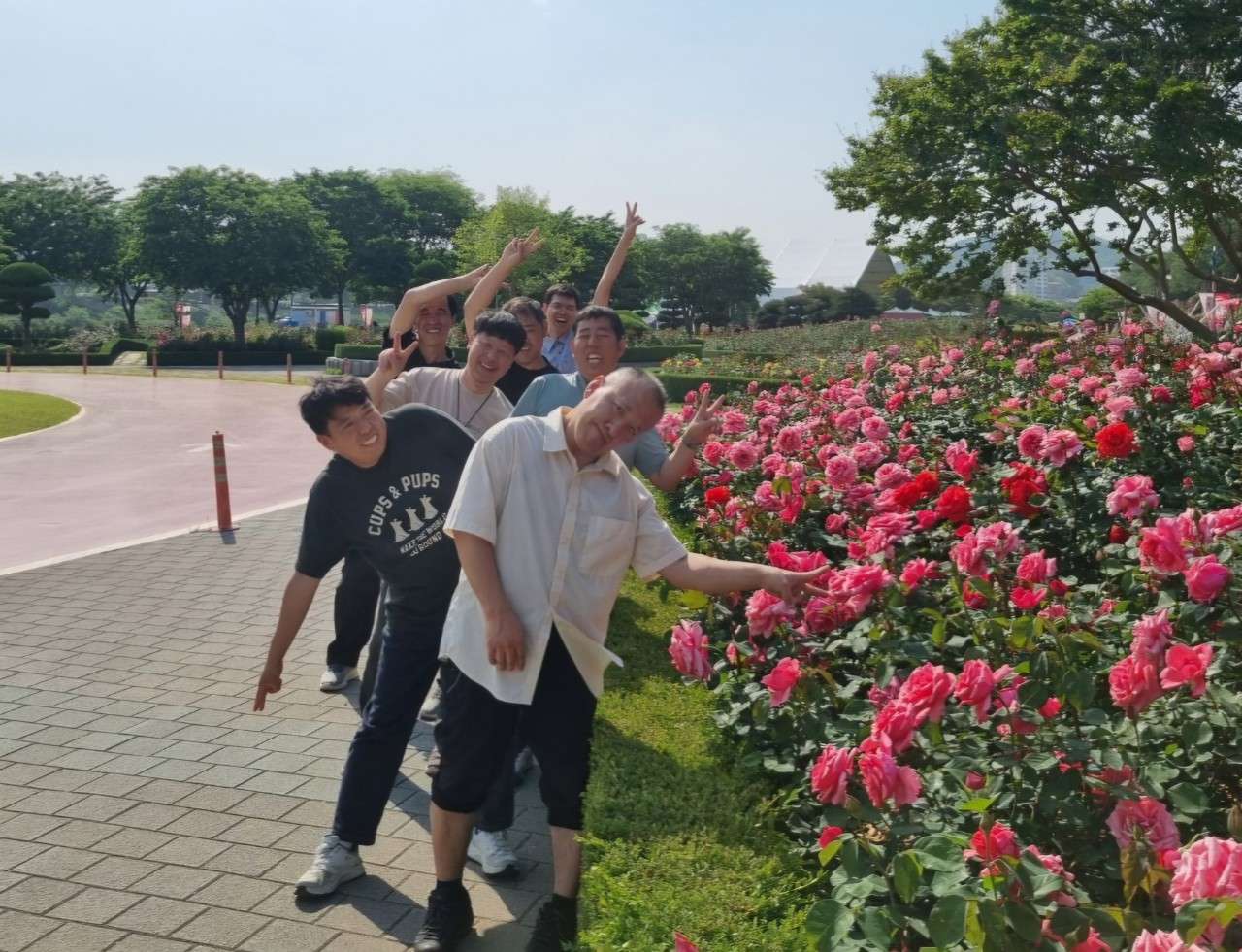 사본 -f_d8hUd018svcozkedi50yph2_wr1c4b.jpg