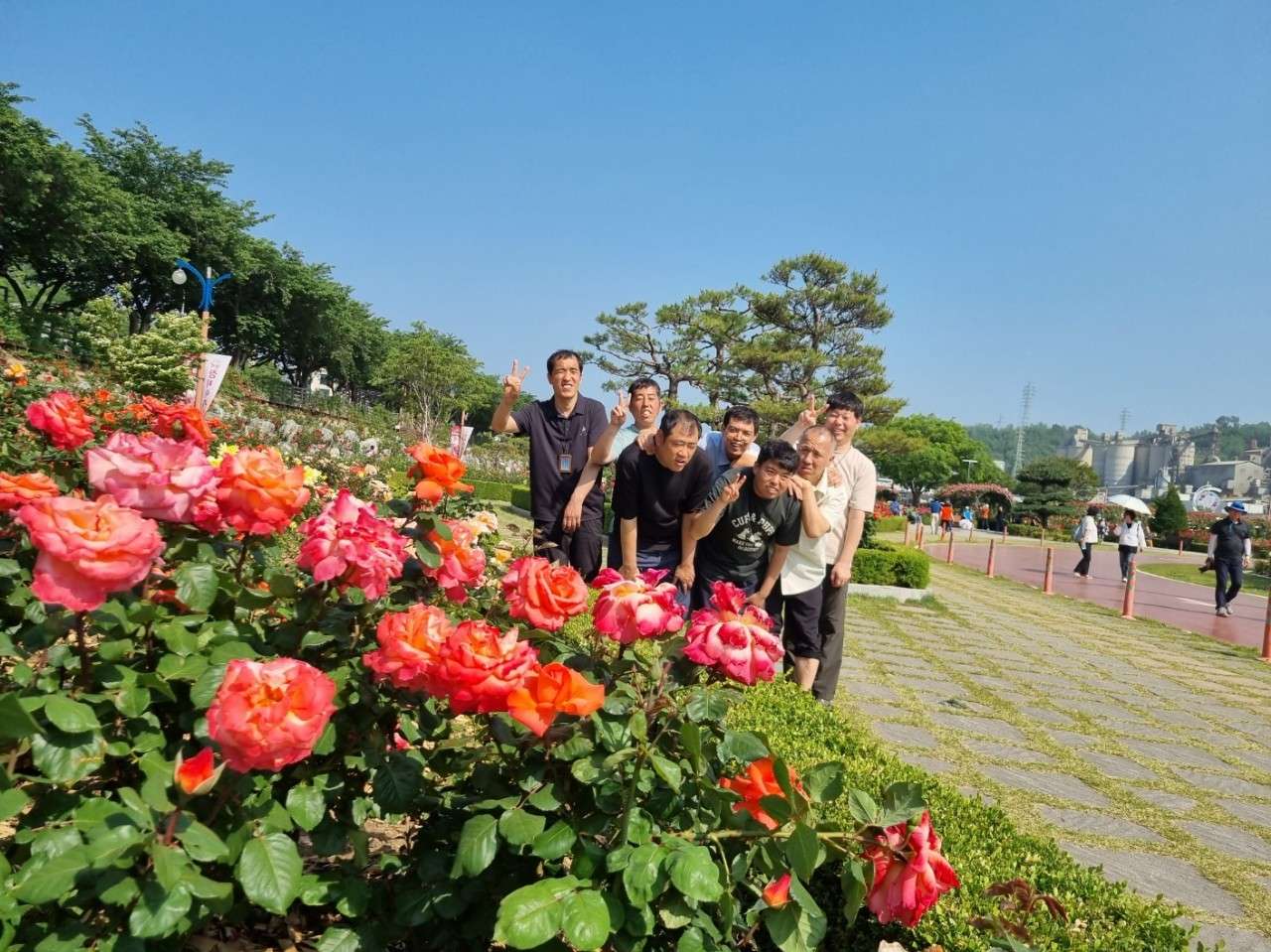 사본 -i_g8hUd018svc1lo2vhleypu1r_wr1c4b.jpg