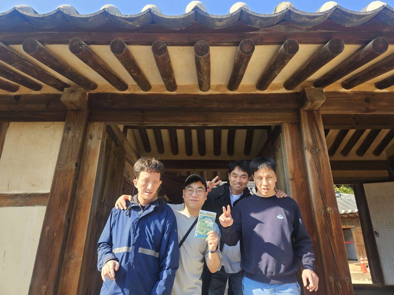 사본 -c_76fUd018svc1v332j49py2e5_uh9kw5.jpg