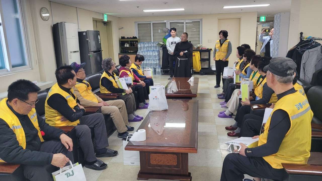 사본 -b_gg9Ud018svc1ourtn42uz9kf_vd3dgs.jpg