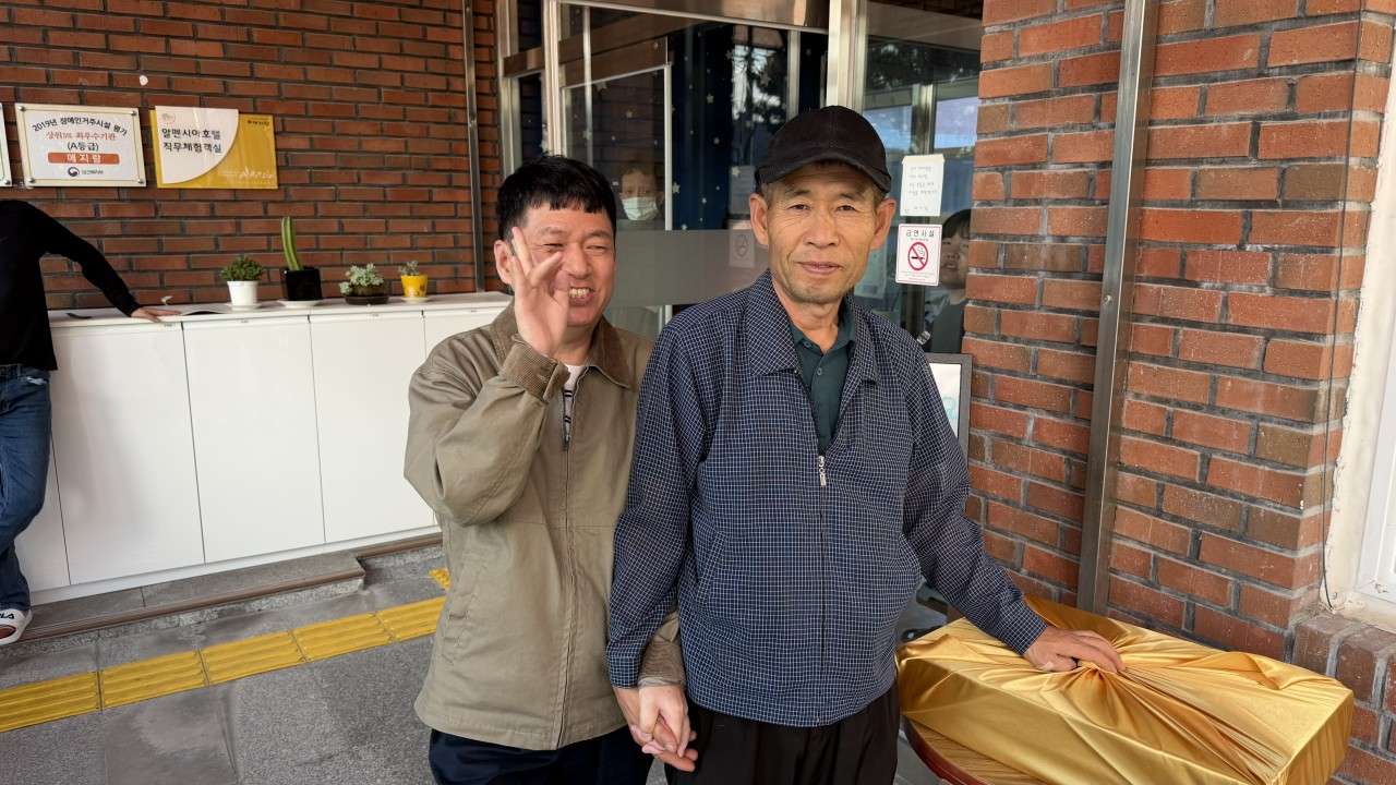 사본 -i_2h4Ud018svc1sbzl73wc0g5h_g3uye5.jpg