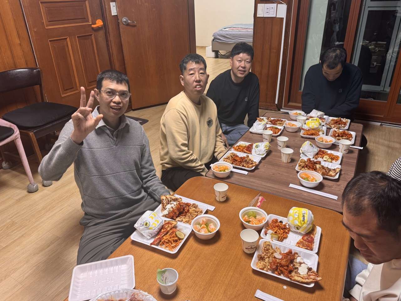 사본 -e_8f4Ud018svc1ax1q6n6reqpc_afjtjb.jpg